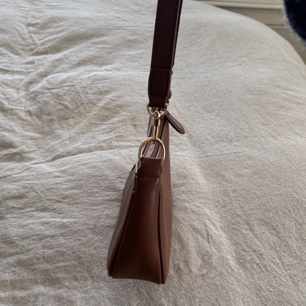 Classic Women's Handbag Set - Picture 9 of 16